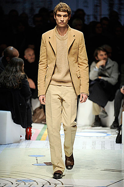 prada thefashionisto26