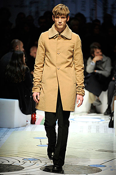 prada thefashionisto27