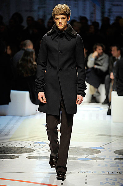 prada thefashionisto30