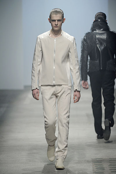 Paris Fashion Week | Romain Kremer Fall 2010 – The Fashionisto