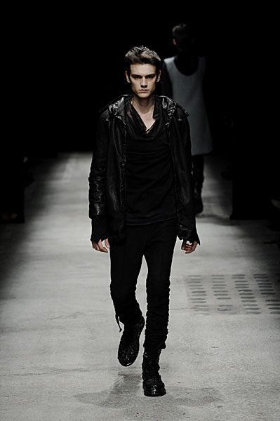 timh thefashionisto11