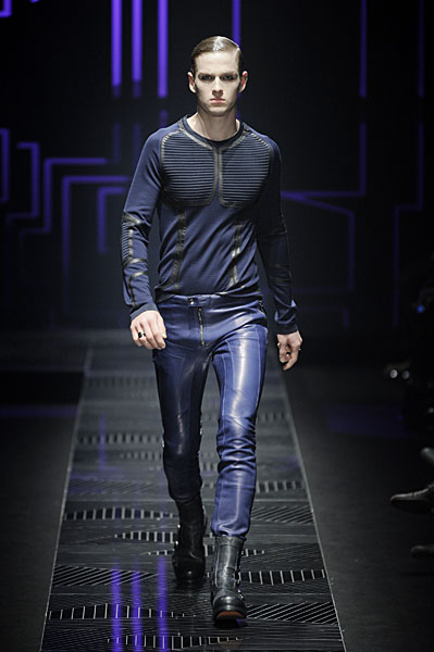 versace thefashionisto17