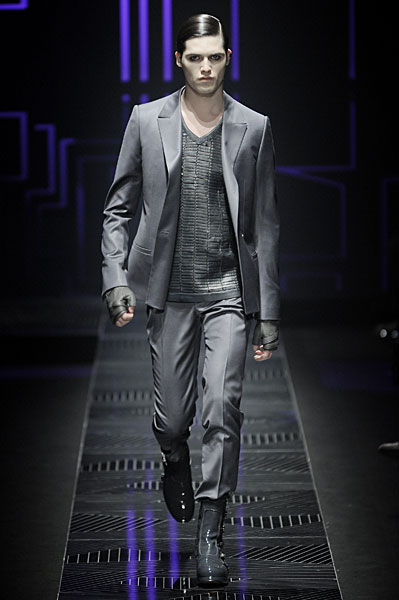 versace thefashionisto24