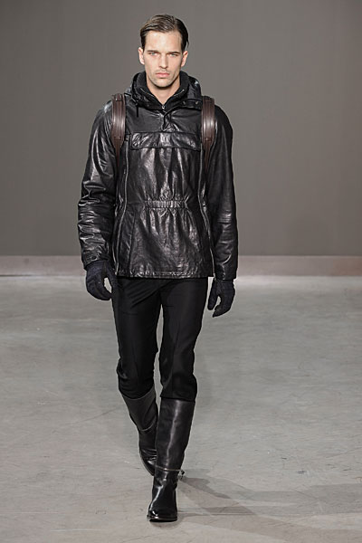 vuitton thefashionisto40