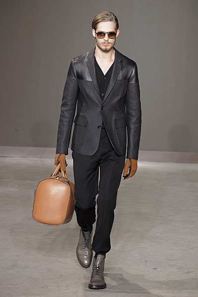 vuitton thefashionisto41