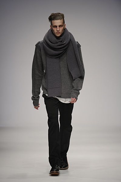 carolynm thefashionisto19