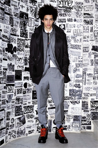 dkny thefashionisto17