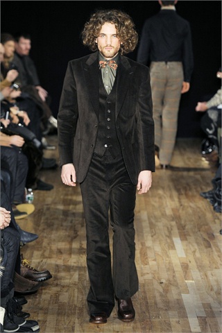 jb thefashionisto12