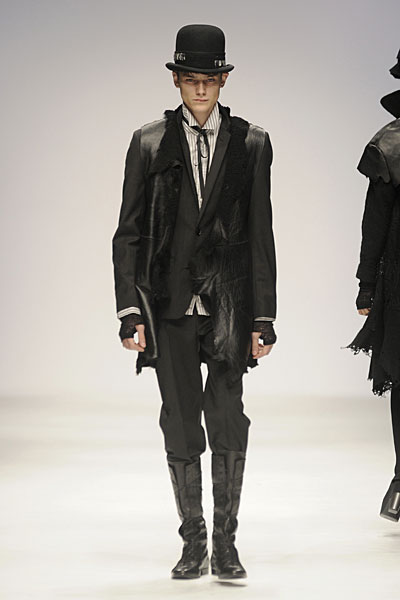 johnr thefashionisto12