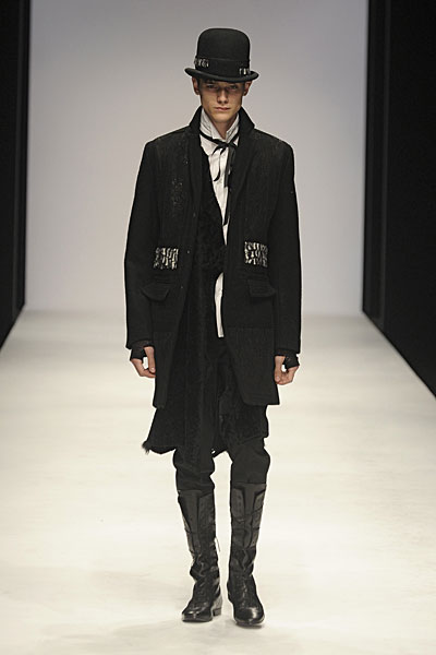 johnr thefashionisto6