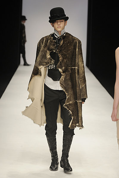 johnr thefashionisto8