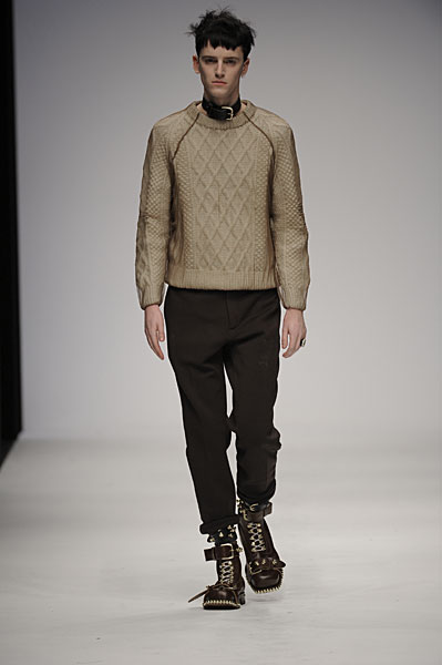 London Fashion Week | J.W. Anderson Fall 2010 – The Fashionisto