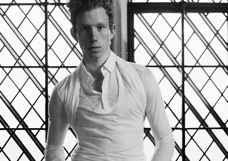 Martyn Bal Spring 2010 Campaign | Erik Hassle by Richard Stow