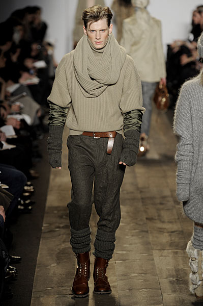 mk thefashionisto10