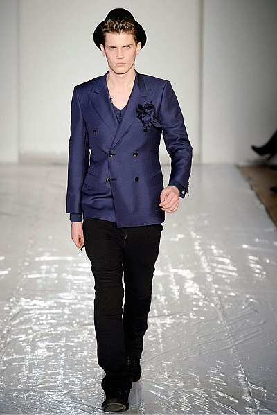 spurr thefashionisto1