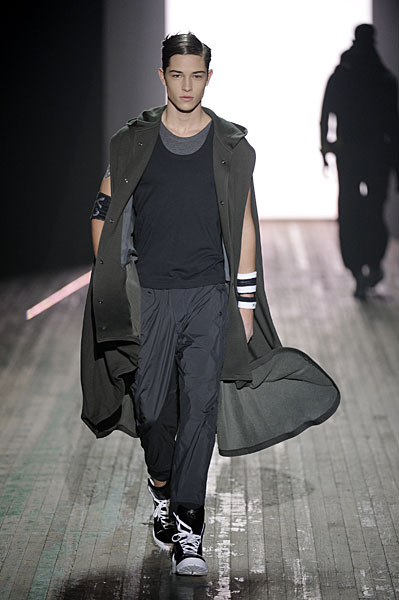 y3 thefashionisto21