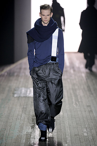y3 thefashionisto23