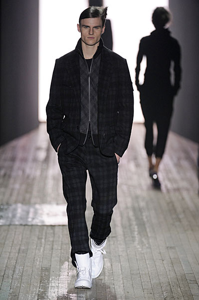 y3 thefashionisto28