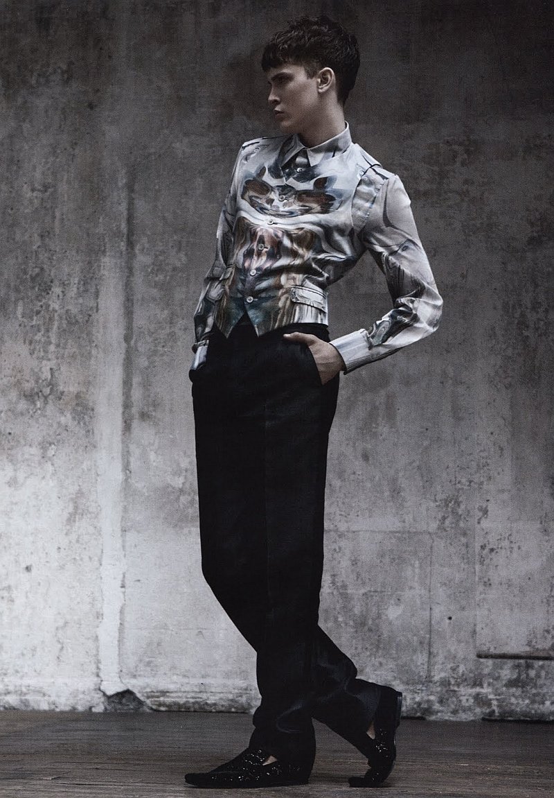L’Officiel Hommes Germany #1 | Feel the Surface by Andreas Larsson