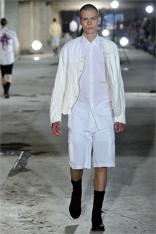 Dries Van Noten Spring 2011 | Paris Fashion Week – The Fashionisto