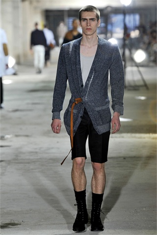 Dries Van Noten Spring 2011 | Paris Fashion Week – The Fashionisto