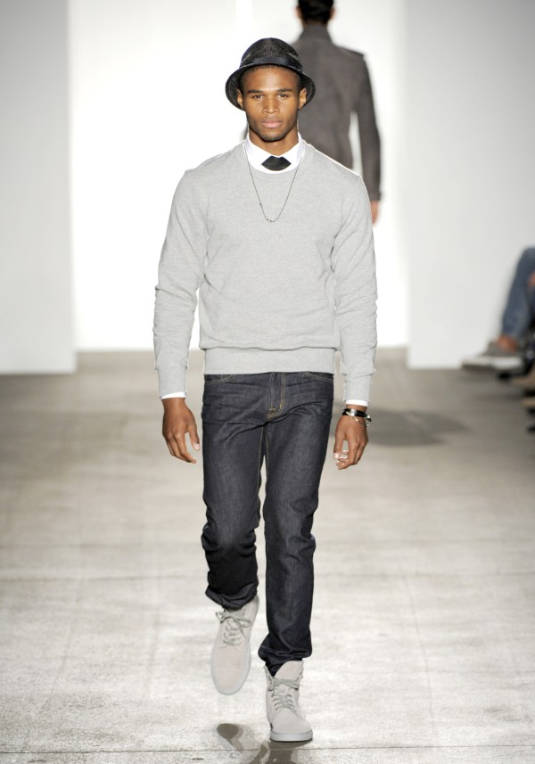 Simon Spurr Spring 2011 | New York Fashion Week – The Fashionisto