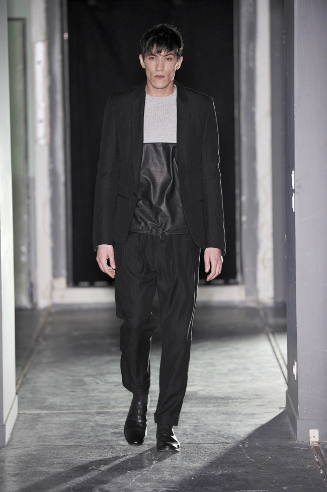 Petar Petrov Fall 2011 | Paris Fashion Week – The Fashionisto