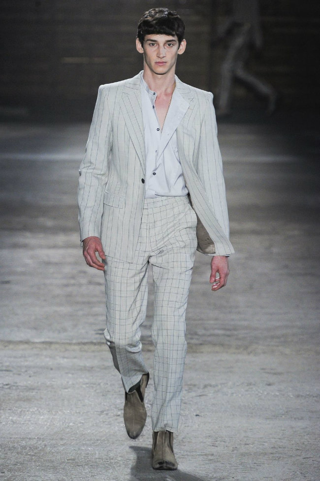 Alexander McQueen Spring 2012 | Milan Fashion Week – The Fashionisto