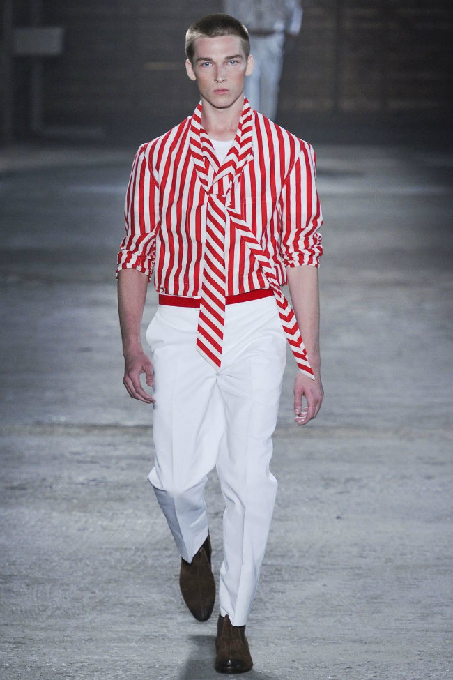 Alexander McQueen Spring 2012 | Milan Fashion Week