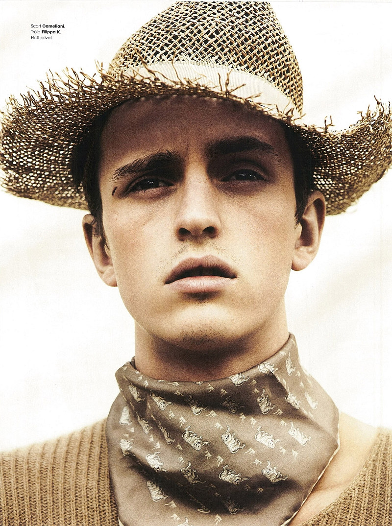 Alex Dunstan by Tobias Lundkvist for Plaza