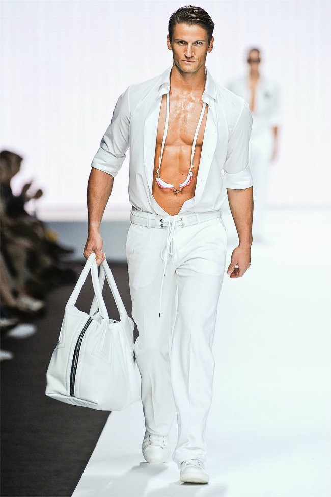 Dirk Bikkembergs Spring 2012 | Milan Fashion Week – The Fashionisto