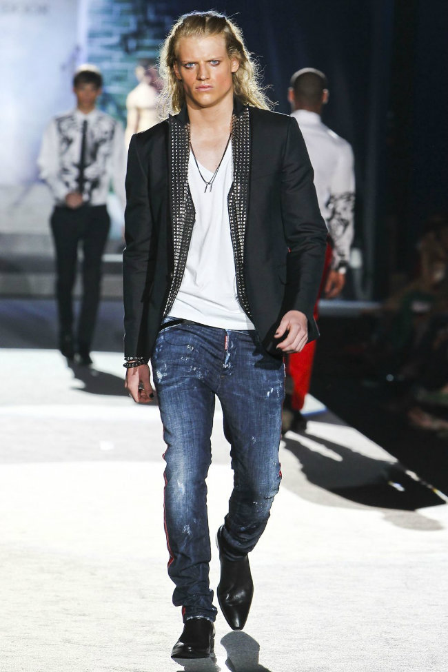 dsquared4