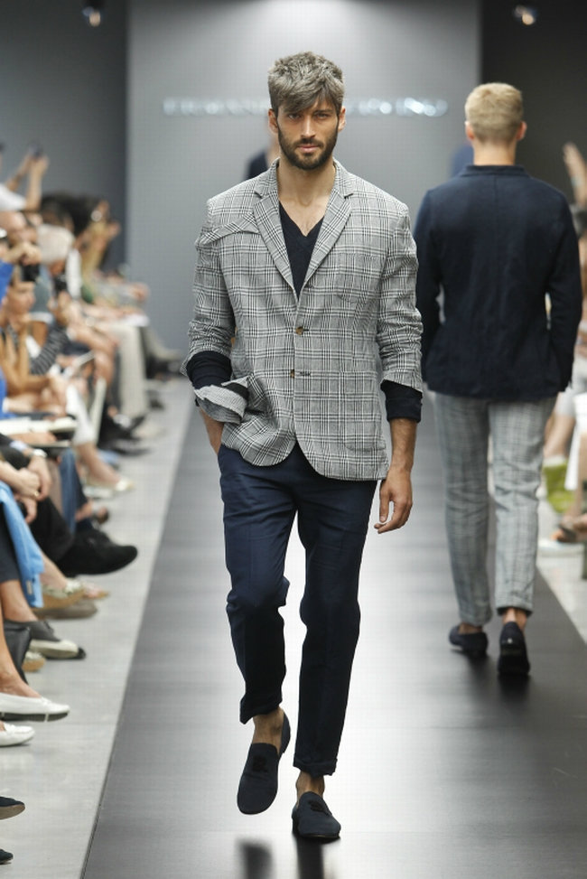 Ermanno Scervino Spring 2012 | Milan Fashion Week – The Fashionisto