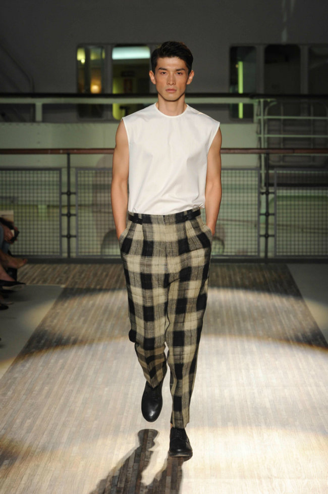 Gazzarrini Spring 2012 | Milan Fashion Week