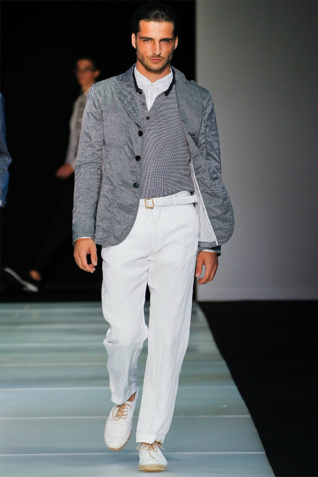 Giorgio Armani Spring 2012 | Milan Fashion Week – The Fashionisto