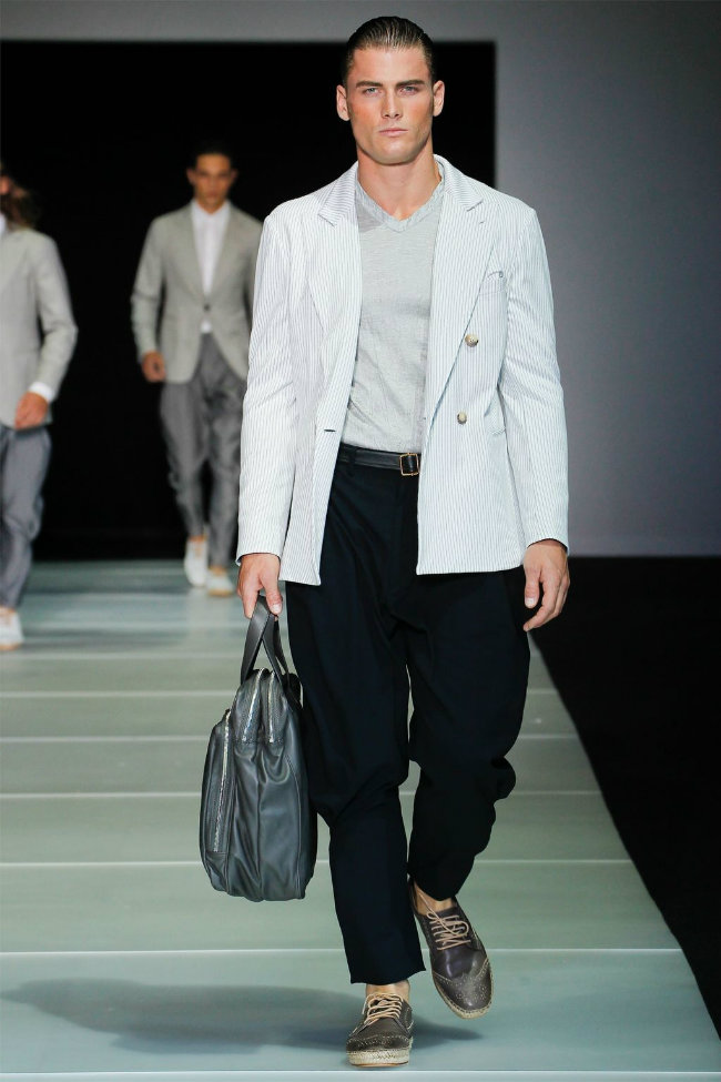 Giorgio Armani Spring 2012 | Milan Fashion Week – The Fashionisto