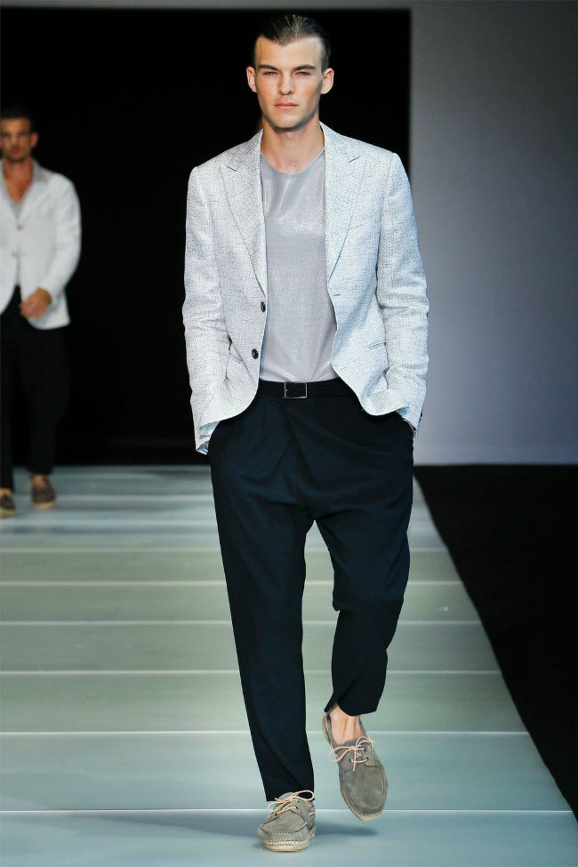 Giorgio Armani Spring 2012 | Milan Fashion Week – The Fashionisto