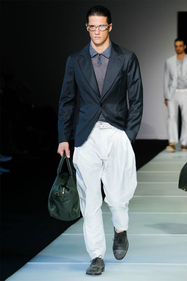 Giorgio Armani Spring 2012 | Milan Fashion Week – The Fashionisto