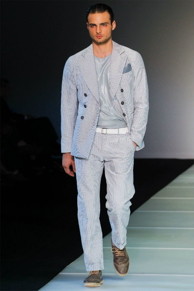 Giorgio Armani Spring 2012 | Milan Fashion Week – The Fashionisto