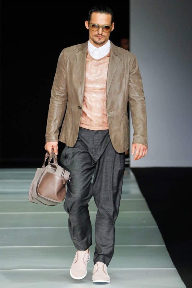 Giorgio Armani Spring 2012 | Milan Fashion Week – The Fashionisto