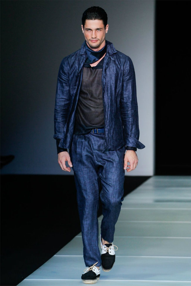 Giorgio Armani Spring 2012 | Milan Fashion Week – The Fashionisto