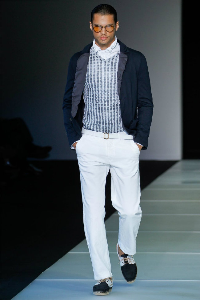 Giorgio Armani Spring 2012 | Milan Fashion Week – The Fashionisto