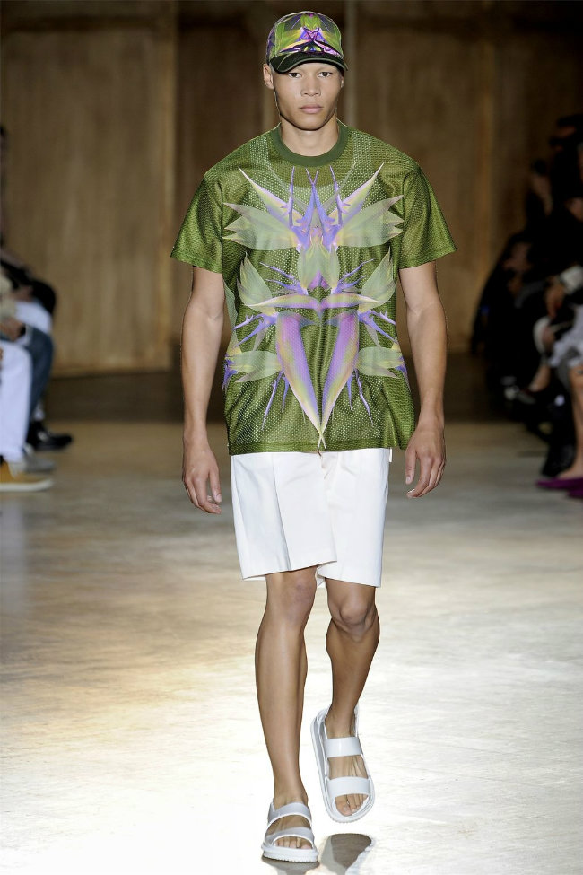 Givenchy Spring 2012 | Paris Fashion Week | Page 3 | The Fashionisto