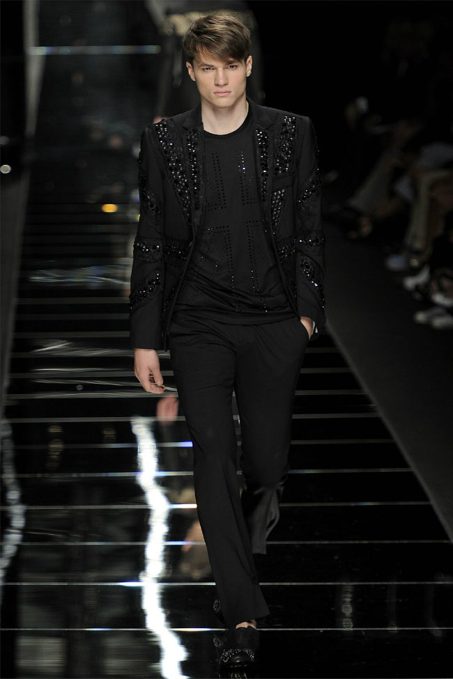 John Richmond Spring 2012 | Milan Fashion Week – The Fashionisto