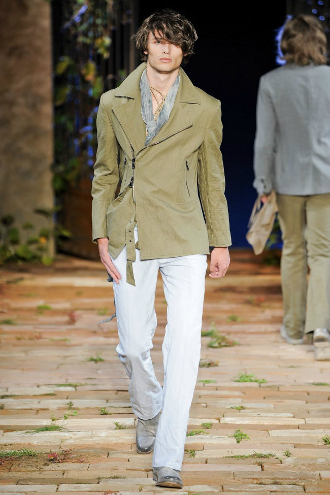 johnvarvatos26