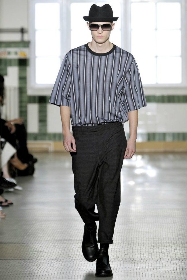 Kris Van Assche Spring 2012 | Paris Fashion Week – The Fashionisto