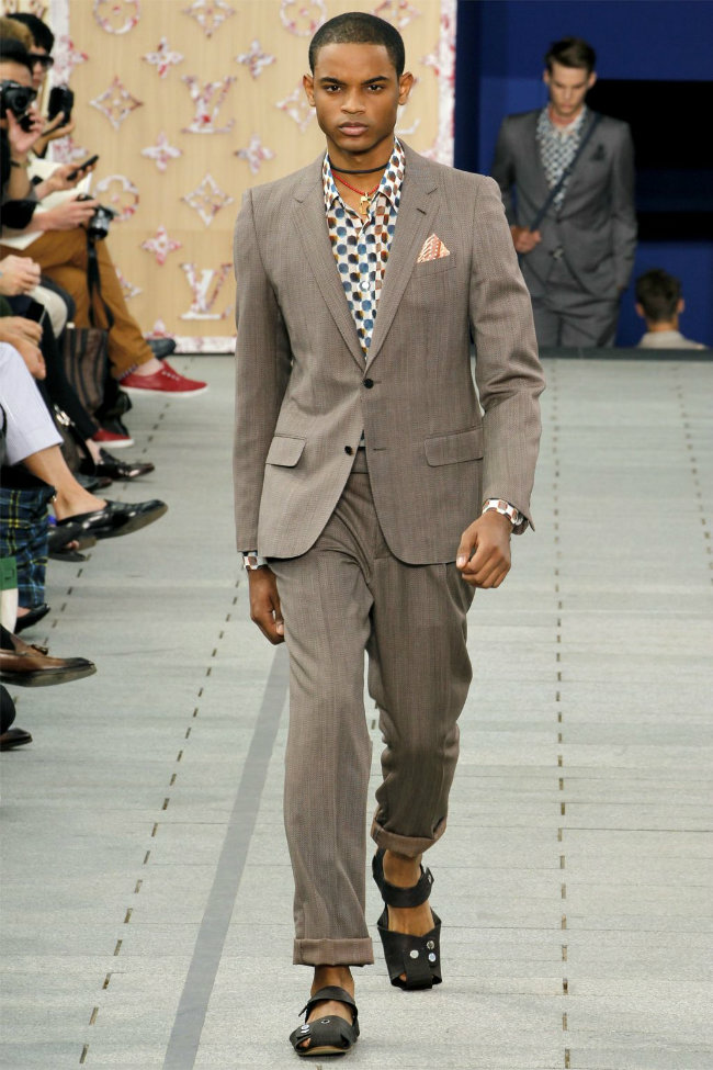 Louis Vuitton Spring 2012 | Paris Fashion Week – The Fashionisto