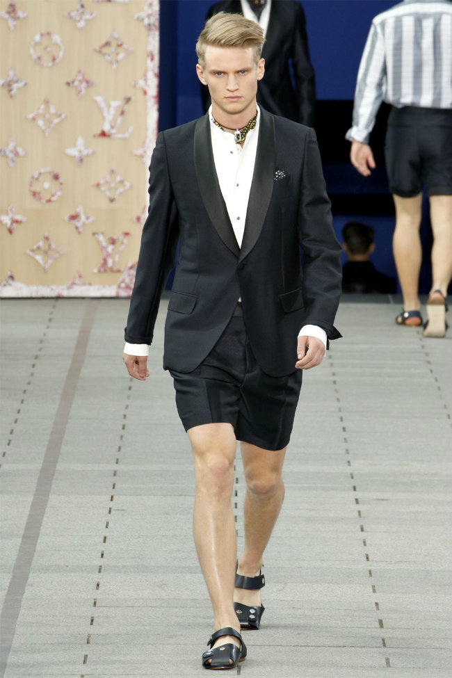 Paris Fashion Week: Louis Vuitton Spring 2012 – Urban Sybaris