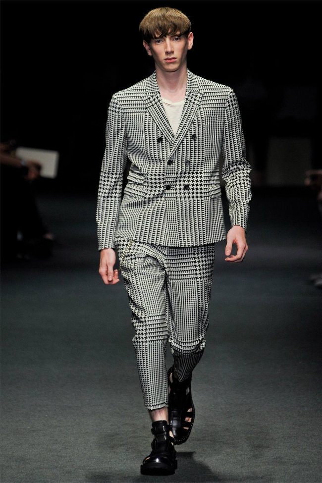 Neil Barrett Spring 2012 | Milan Fashion Week – The Fashionisto