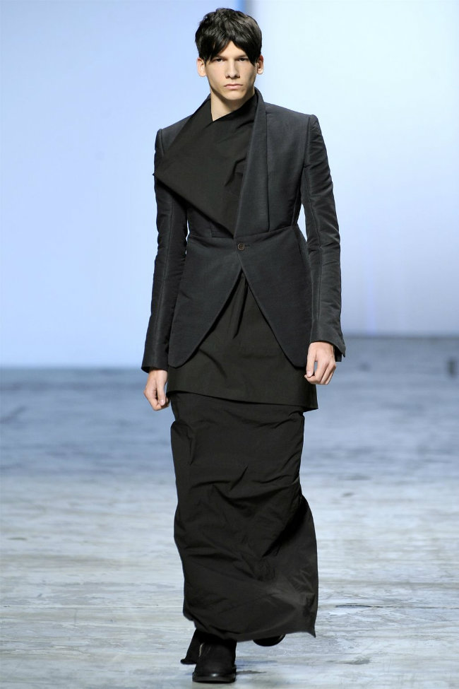 Rick Owens Spring 2012 | Paris Fashion Week – The Fashionisto